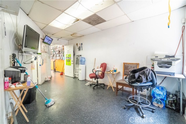 Tweedy, 90280, ,For Sale,Tweedy,SR20152434