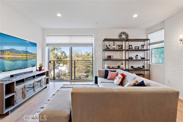 2 Bed Home for Sale in Studio City, California