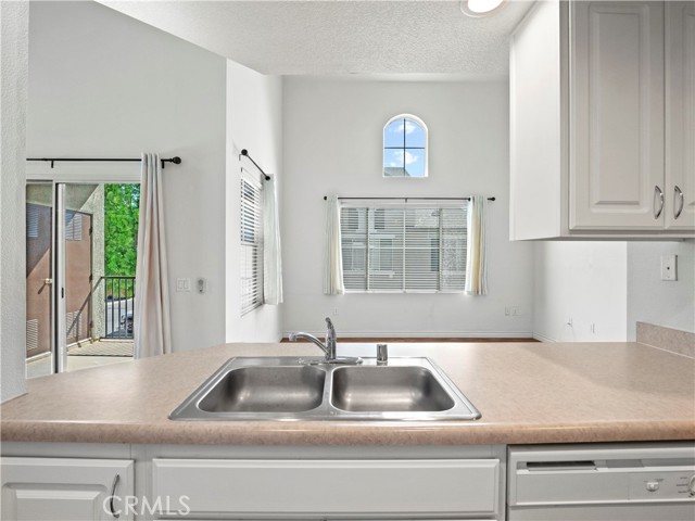 1 Bed Home for Sale in Saugus, California