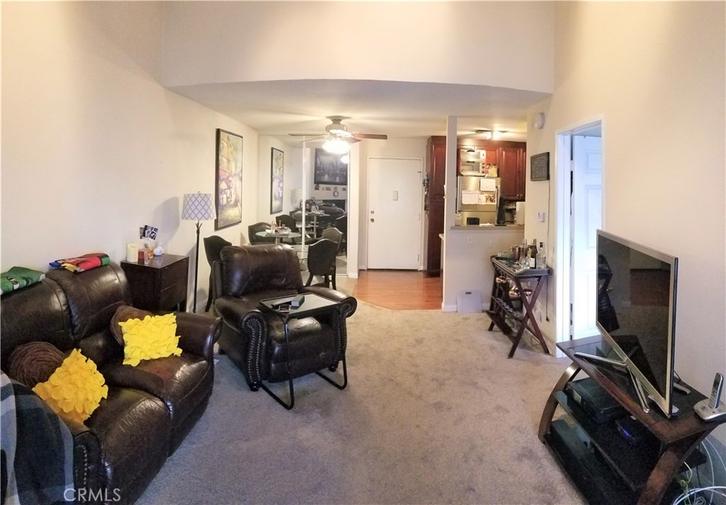 Photo for 21500 BURBANK Boulevard, 305, Woodland Hills, CA 91367 - Listing #SR-19282412 21500 BURBANK Boulevard, 305, Woodland Hills, CA 91367