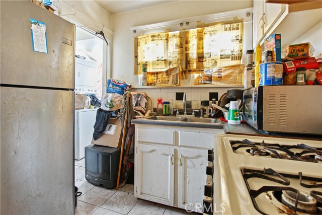  Income Home for Sale in Los Angeles, California