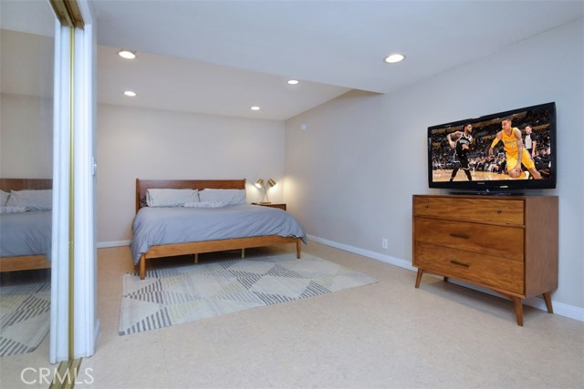 1 Bed Home for Sale in Sherman Oaks, California
