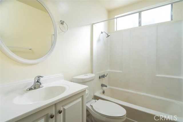 2 Bed Home for Sale in Canyon Country, California