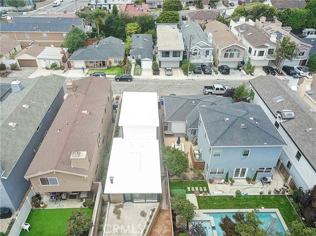 1202 20th Place, Hermosa Beach, California 90254, 2 Bedrooms Bedrooms, ,1 BathroomBathrooms,Residential,Sold,20th,SR19185438