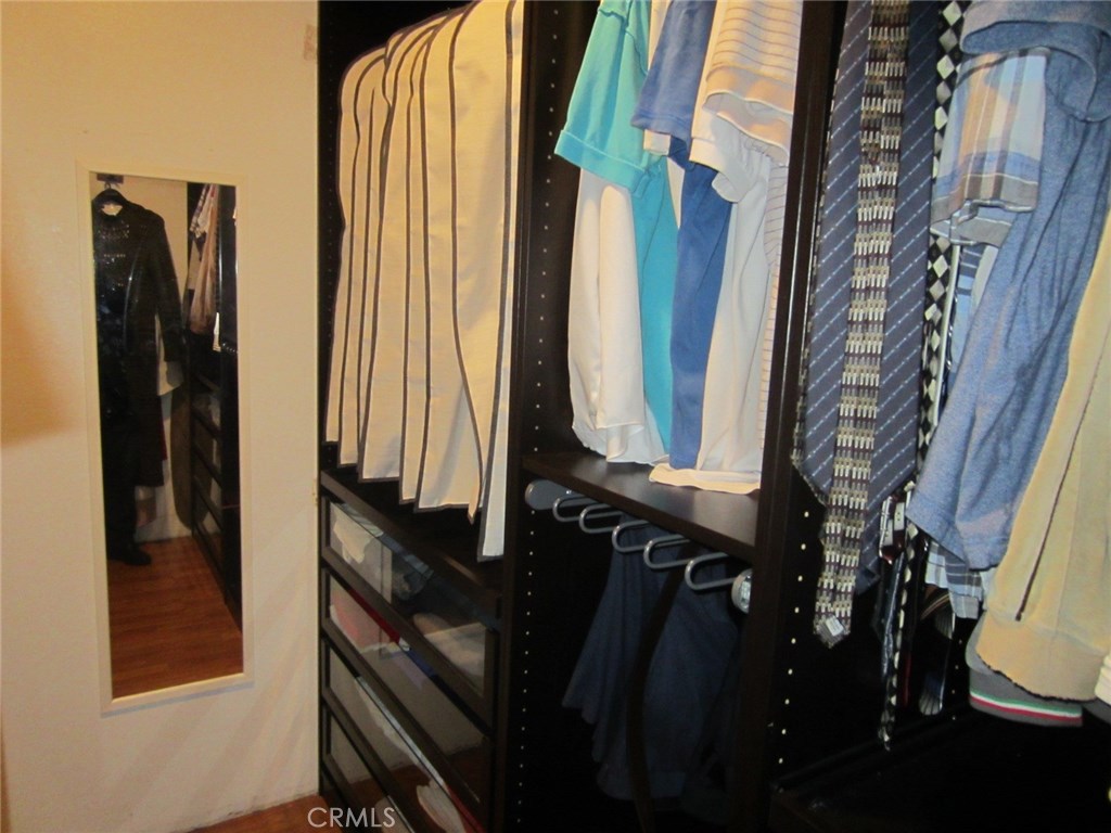 Photo for 570 W Stocker Street, 214, Glendale, CA 91202 - Listing #SR-19274904 570 W Stocker Street, 214, Glendale, CA 91202