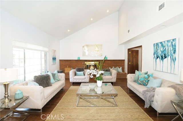 5 Bed Home for Sale in Calabasas, California