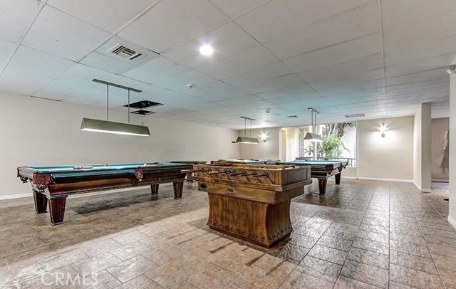 1 Bed Home for Sale in Encino, California