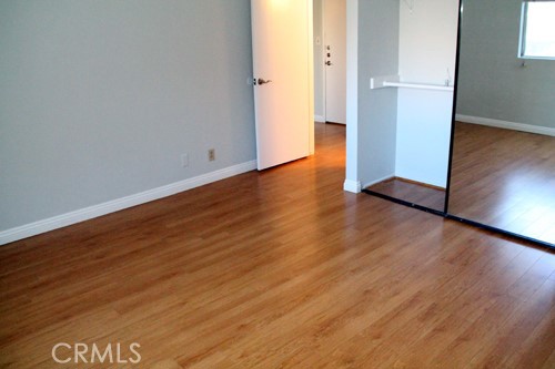 1 Bed Home for Sale in Encino, California