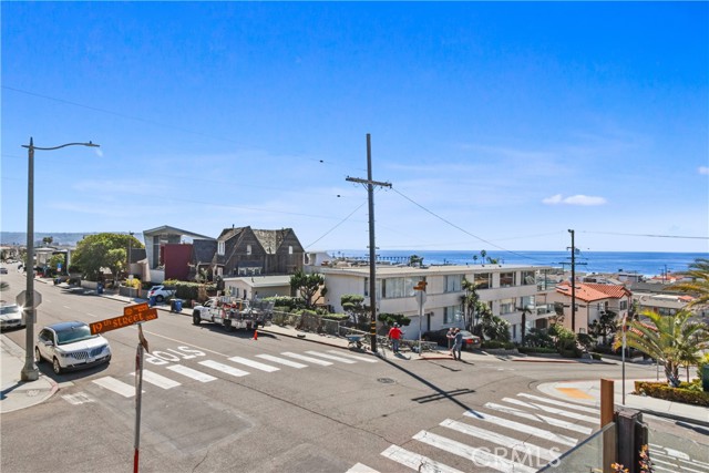 1900 Manhattan Avenue, Hermosa Beach, California 90254, 4 Bedrooms Bedrooms, ,3 BathroomsBathrooms,Residential,Sold,Manhattan,SR21134259