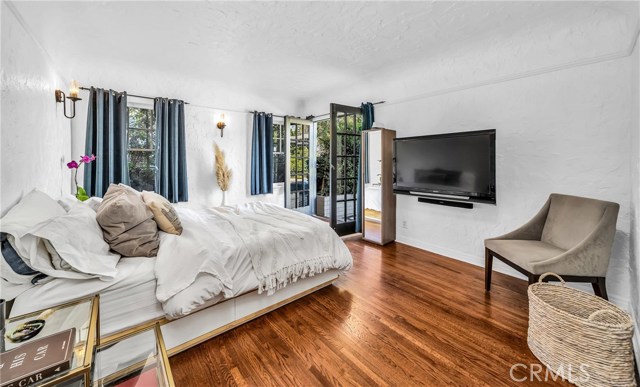 2 Bed Home for Sale in Toluca Lake, California