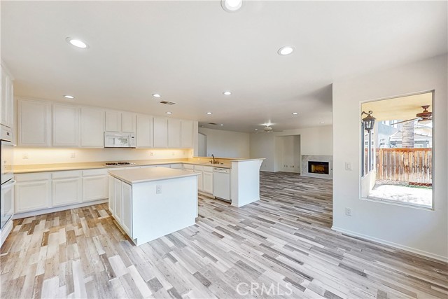 5 Bed Home for Sale in Castaic, California