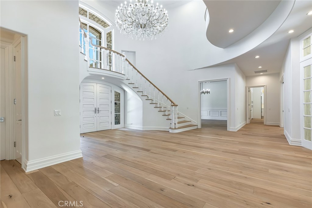 Photo for 20637 KINGSBORO Way, Woodland Hills, CA 91364 - Listing #SR-19233515 20637 KINGSBORO Way, Woodland Hills, CA 91364