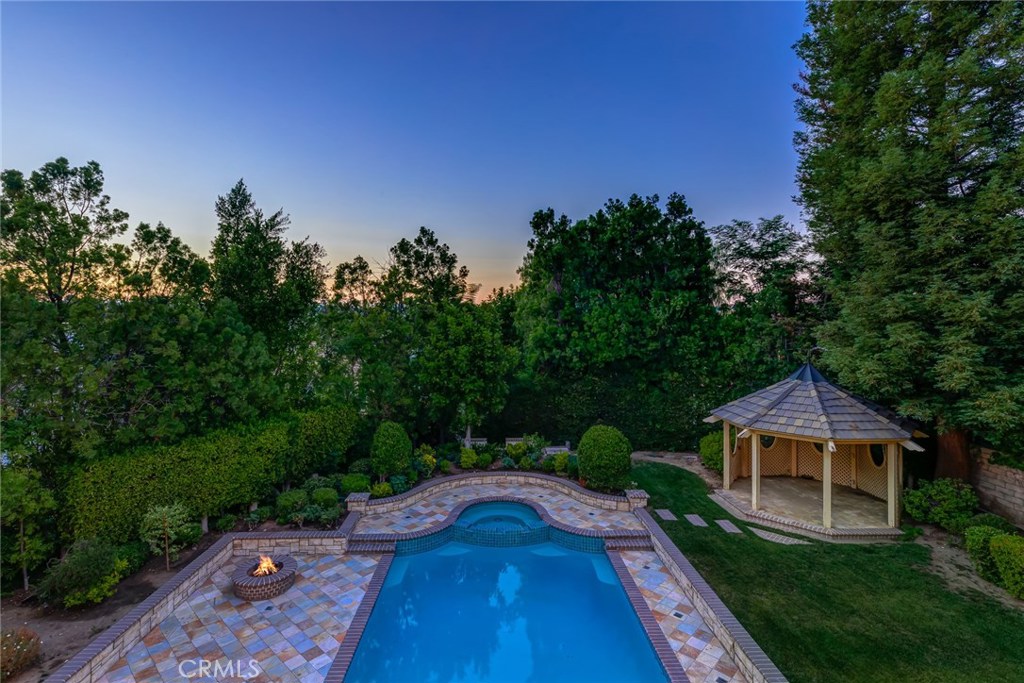 Photo for 20637 KINGSBORO Way, Woodland Hills, CA 91364 - Listing #SR-19233515 20637 KINGSBORO Way, Woodland Hills, CA 91364