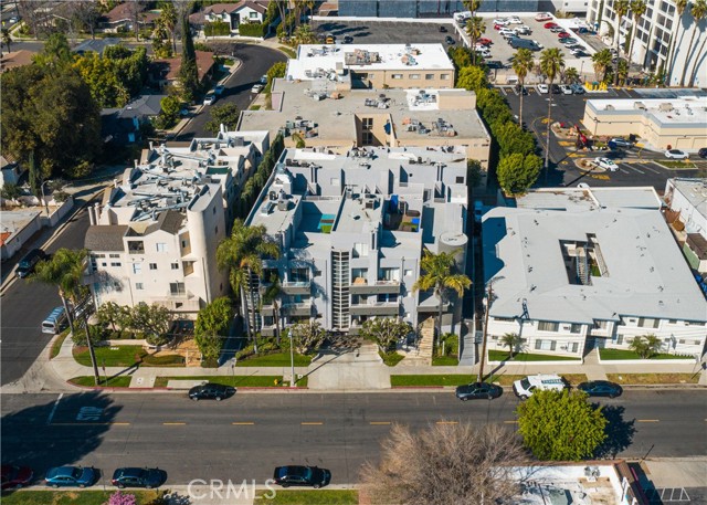 2 Bed Home for Sale in Encino, California