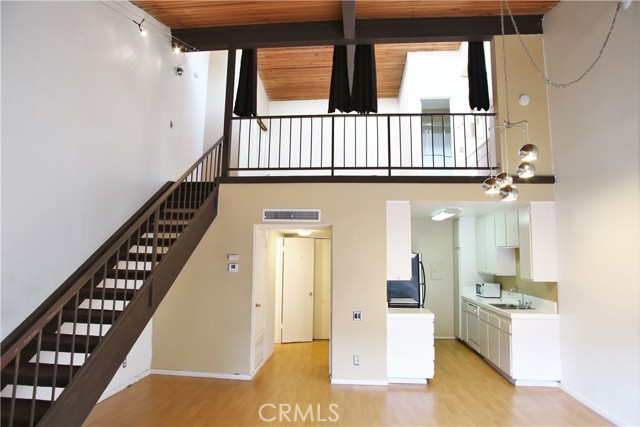 1 Bed Home for Sale in Encino, California