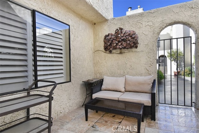 3 Bed Home for Sale in Encino, California