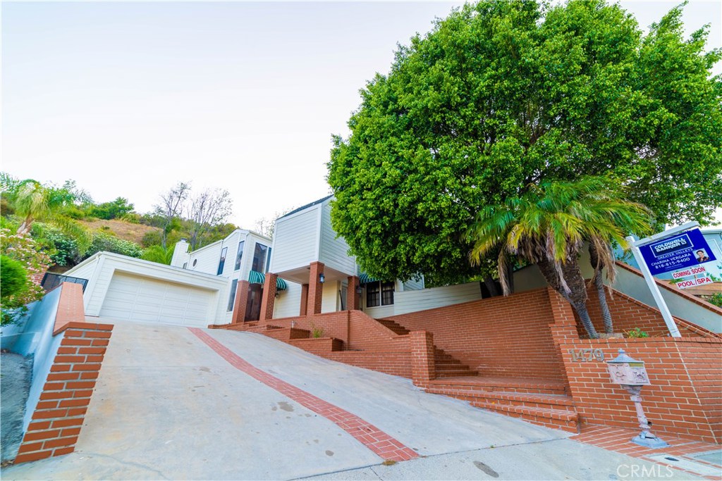 Photo for 1479 BELLEAU Road, Glendale, CA 91206 - Listing #SR-19152606 1479 BELLEAU Road, Glendale, CA 91206