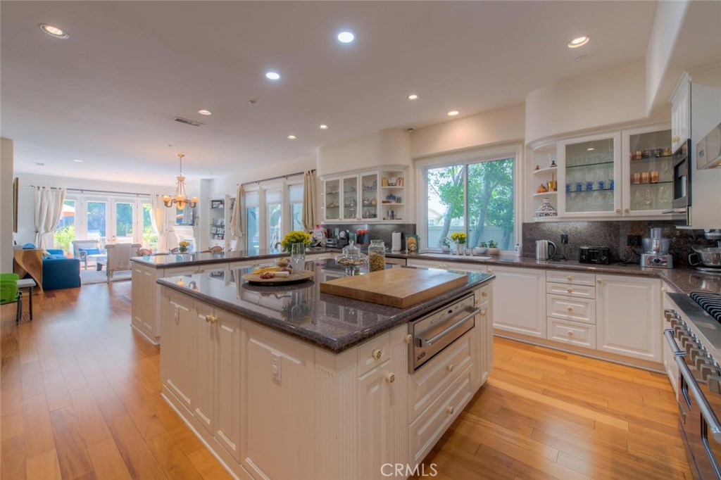 Photo for 3743 Winford Drive, Tarzana, CA 91356 - Listing #SR-19247958 3743 Winford Drive, Tarzana, CA 91356