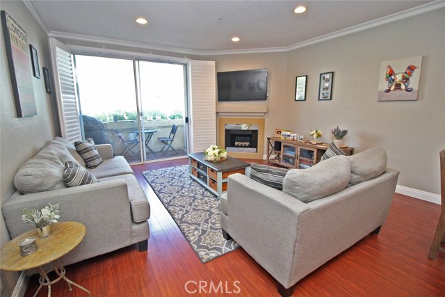 2 Bed Home for Sale in Granada Hills, California