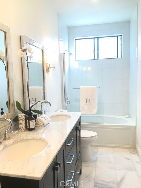 2 Bed Home for Sale in Sherman Oaks, California
