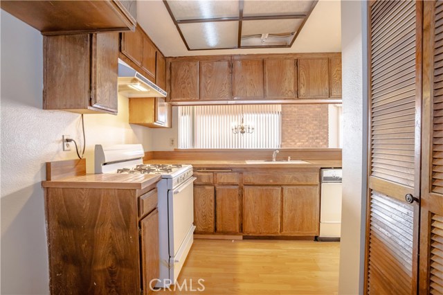 2 Bed Home for Sale in Van Nuys, California