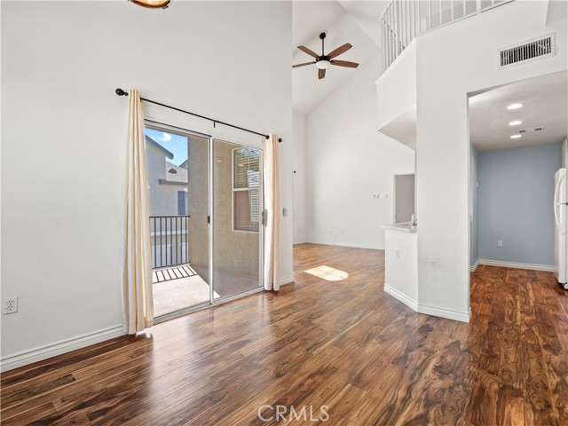 1 Bed Home for Sale in Saugus, California