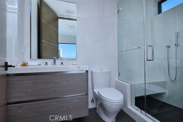 5 Bed Home for Sale in Sherman Oaks, California