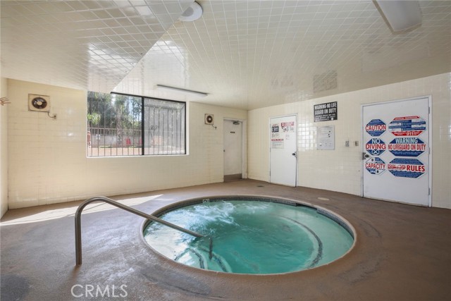 2 Bed Home for Sale in Lake Balboa, California