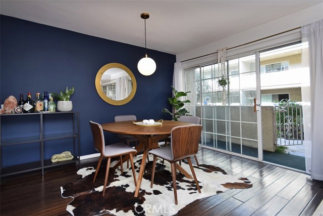 1 Bed Home for Sale in Sherman Oaks, California