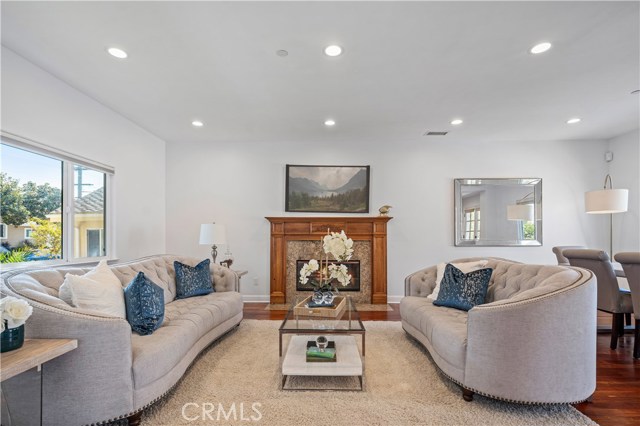 817 Garnet Street, Redondo Beach, California 90277, 3 Bedrooms Bedrooms, ,3 BathroomsBathrooms,Residential,Sold,Garnet,SR20234733