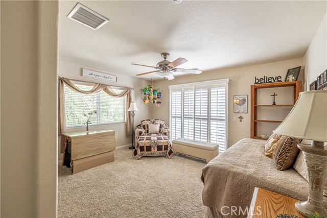 6 Bed Home for Sale in Palmdale, California