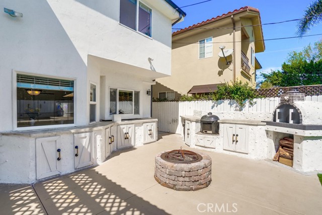 5 Bed Home for Sale in Valley Village, California