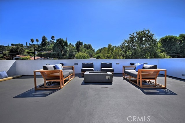 5 Bed Home for Sale in Sherman Oaks, California