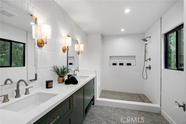 3 Bed Home for Sale in Studio City, California