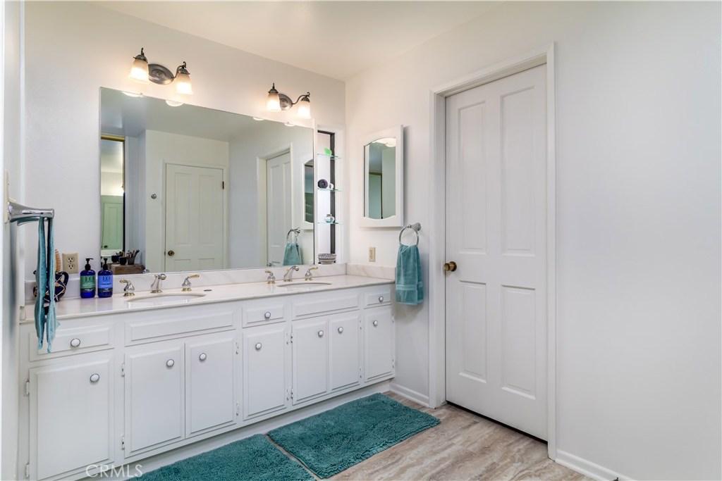Photo for 1422 N CENTRAL Avenue, 8, Glendale, CA 91202 - Listing #SR-19243085 1422 N CENTRAL Avenue, 8, Glendale, CA 91202