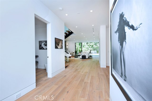 5 Bed Home for Sale in Sherman Oaks, California