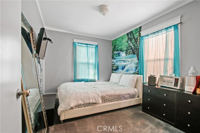  Income Home for Sale in Los Angeles, California