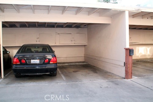 1 Bed Home for Sale in Encino, California