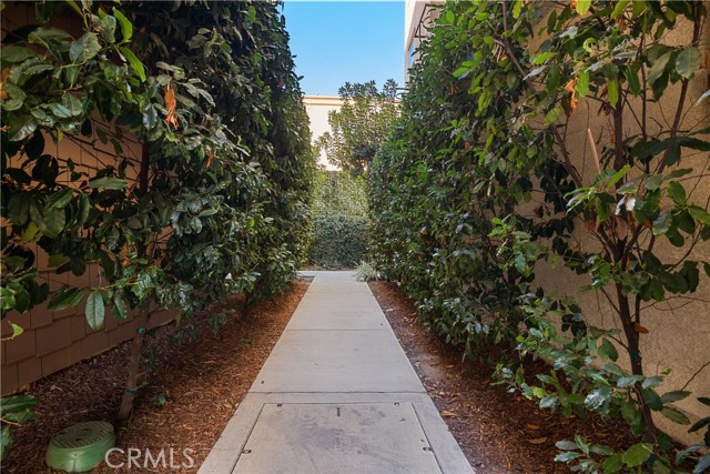 3 Bed Home for Sale in Van Nuys, California
