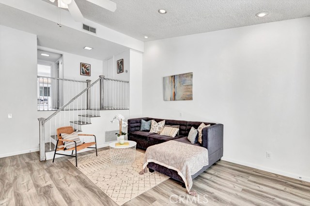 2 Bed Home for Sale in Burbank, California
