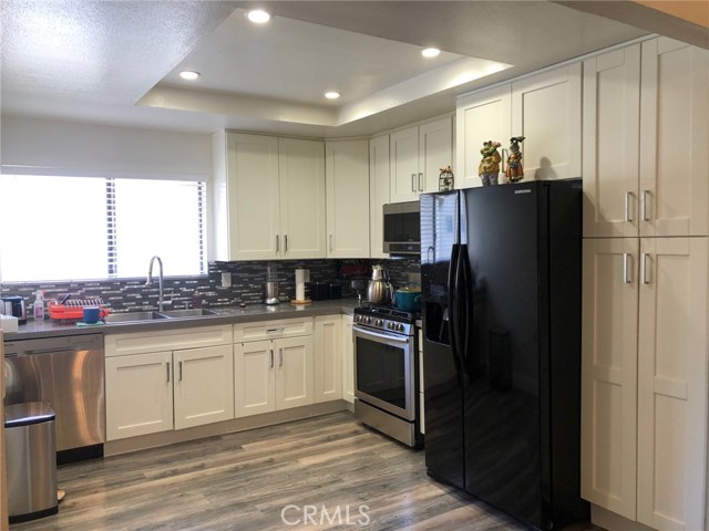 Photo of 21535 Erwin Street #119, Woodland Hills, CA 91367