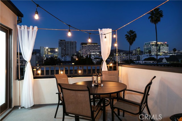 2 Bed Home for Sale in Hollywood, California