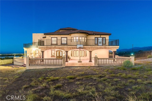 5 Bed Home for Sale in Palmdale, California