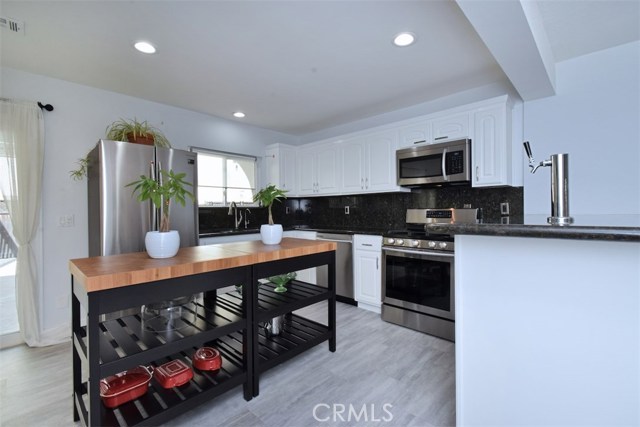 3 Bed Home for Sale in Sherman Oaks, California
