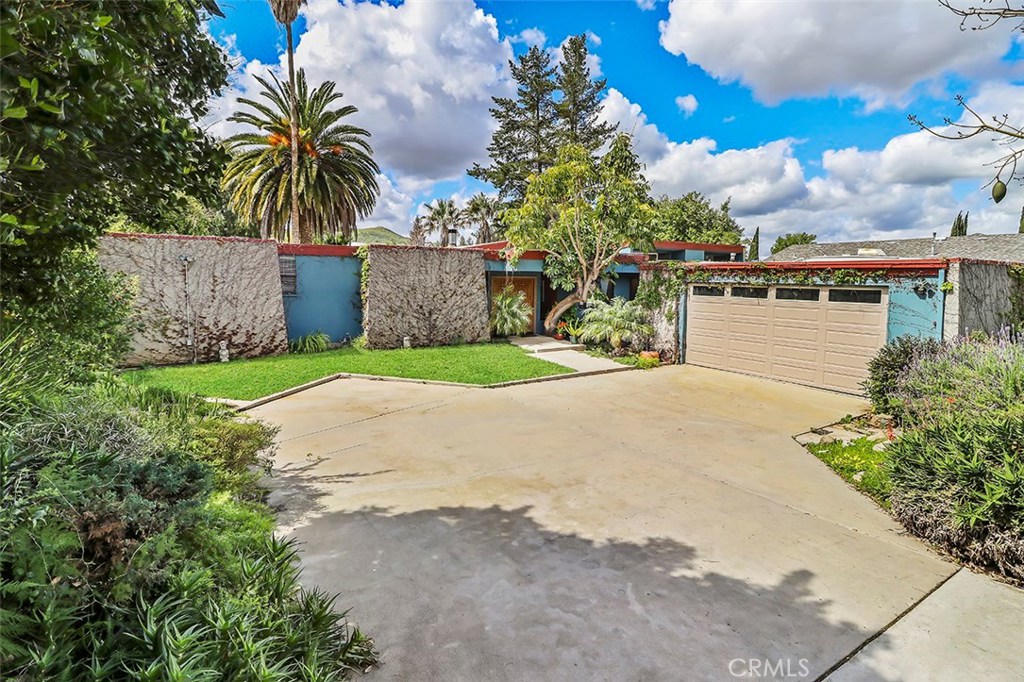Photo of 1079 CADIZ DRIVE, Simi Valley, CA 93065