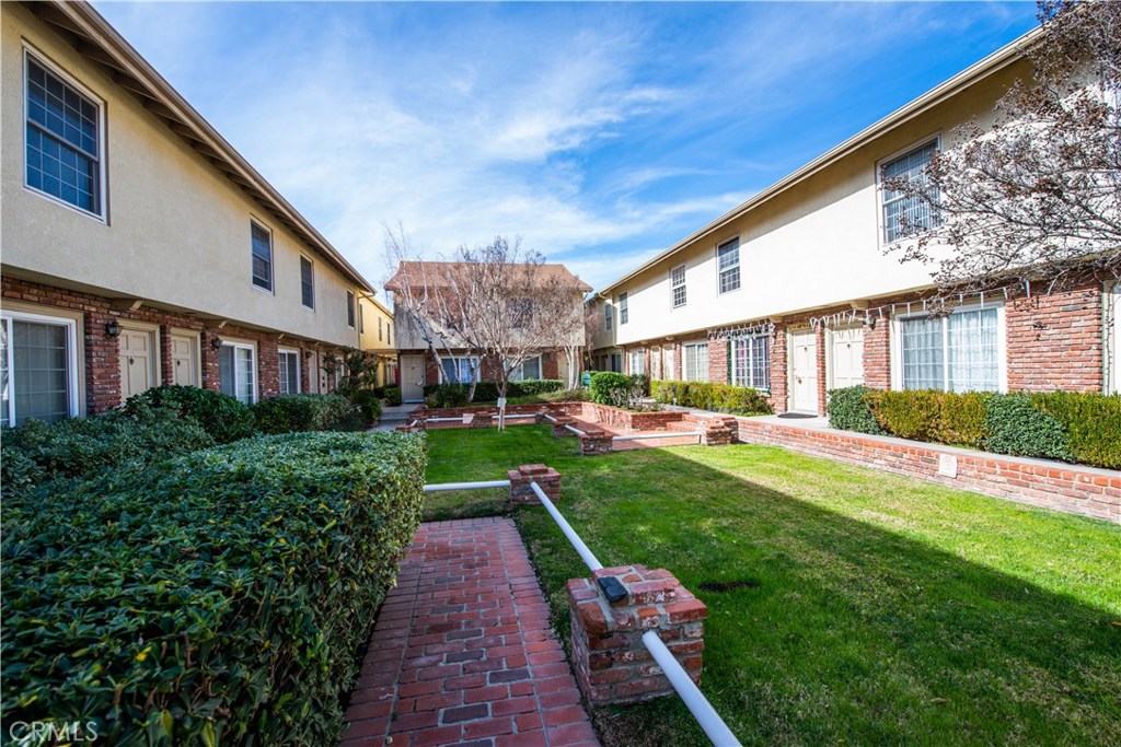 Photo of 10065 DE SOTO AVENUE #210, Chatsworth, CA 91311