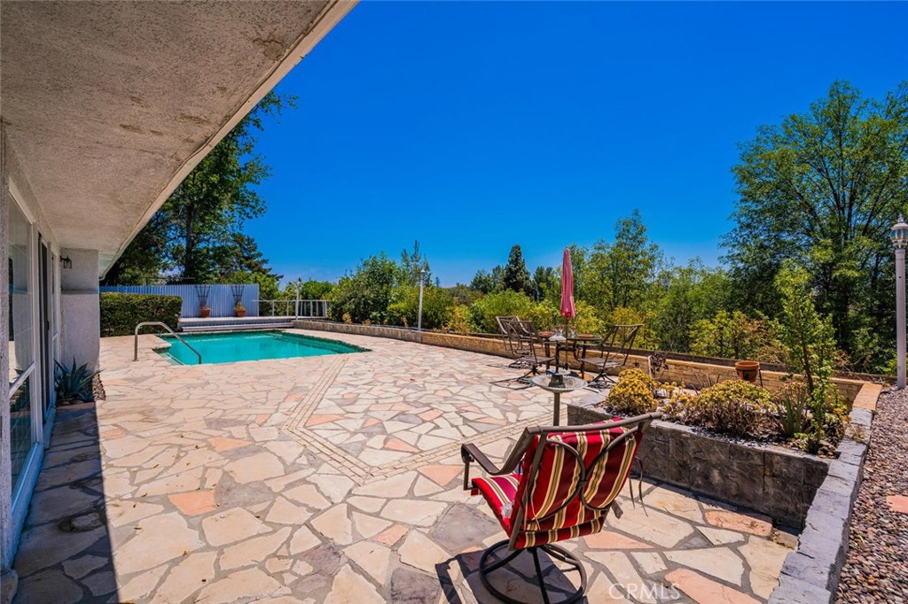 Photo for 5545 Ostin Avenue, Woodland Hills, CA 91367 - Listing #SR-19232071 5545 Ostin Avenue, Woodland Hills, CA 91367