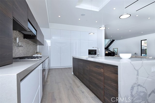 5 Bed Home for Sale in Sherman Oaks, California