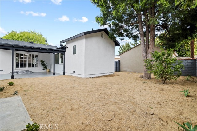 3 Bed Home for Sale in Lake Balboa, California