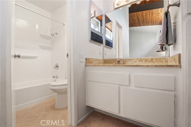 1 Bed Home for Sale in Encino, California